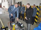 Dar pre hasičov: Kraj im venoval kompresory pre dýchacie prístroje