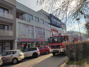 Hasiči zasahovali pri požiari na Paulínskej ulici v Trnave