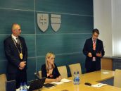Poslanec sa presťahoval z Hlohovca, prišiel o mandát