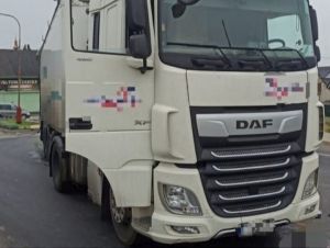 Tragické ráno v Hlohovci, žena neprežila zrážku s kamiónom