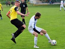 Futbal, 5. liga: Zvončín zabral opäť naplno, Horná Krupá si so Špačincami body podelila