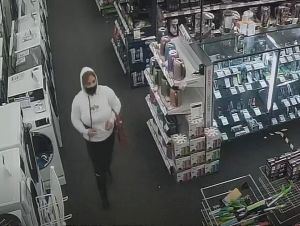 Krádež telefónu v Hlohovci: Polícia hľadá podozrivú ženu