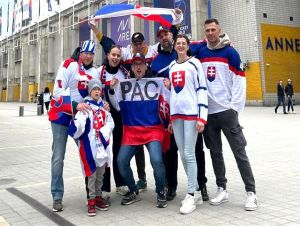 Slovenskooo! V obciach chystajú spoločné sledovanie hokejového semifinále