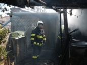 Skrat v elektroinštalácii spôsobil požiar v prístavbe i pivnici