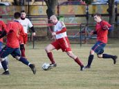 Futbalová glosa: Po zápase s Naháčom budeme musieť opraviť bránky
