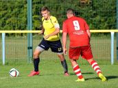 Futbal, 8. liga A: Modranka strelila Bukovej desať gólov, Slávia dostala tvrdú facku