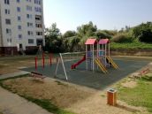 V Hlohovci vybudovali ďalšie nové ihriská pre deti