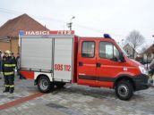 Hasičská elita priviezla dedinským dobrovoľníkom parádne Iveká