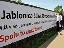 Vodiči pozor! Ceste na Záhorie sa v piatok popoludní radšej vyhnite