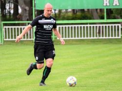 Futbal, 3. liga: Malženice prehrali v Imeli, na čele súťaže Myjava