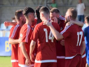 Futbal, 4. a 5. liga: Trebatice strelili 6 gólov, Piešťany priviezli tri body
