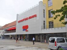 V utorok je štátny sviatok, obchody však zatvorené nebudú