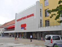 Rekonštrukcia obchodného domu Jednota v centre Trnavy smeruje do finále
