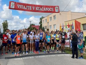 Bežecký sviatok v Kľačanoch, na štart sa postavil rekordný počet účastníkov