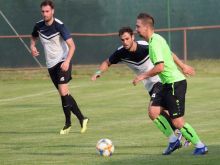Futbal, 5. liga: Na ihriskách súperov vyhrali Zvončin aj Špačince, Piešťany priviezli bod