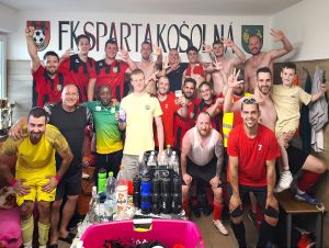 Futbal, 8. liga A: Košolná zdolala Biely Kostol, Smolenice dali sedem gólov