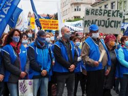 V Trnave bol protest odborárov, ostro kritizovali vládu