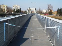 Lávku pre chodcov a cyklistov na piešťanskom moste opäť uzavreli