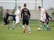 Futbal, 4. liga: Modranka nesie body z Novej Dubnice, Križovany doma prehrali