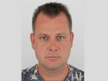 Policajné pátranie: Člen skupiny, ktorá kradla v automobilke, sa skrýva