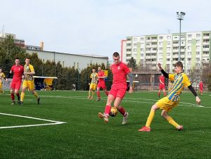 Futbal, 8. ligy A, B: Lokomotíva a Suchá strelili súperom sedem gólov