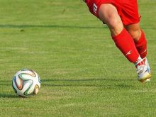 Futbal, 7. liga B: Ostrov rozstrieľal Chtelnicu, Pečeňady zvýšili svoj náskok