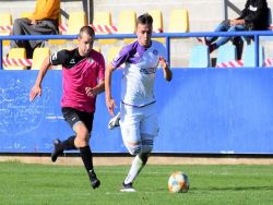 Futbal, 4. liga: Hlohovec pokazil hody Jaslovským Bohuniciam, Boleráz prišiel doma o body