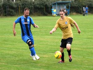 Futbal, 9. liga: Vlčkovce pokorili Ostrov, Buková získal skalp Pečeňád