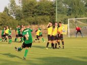Futbal, 6. liga: Dechtice excelovali v Koplotovciach, Červeník deklasoval Dolnú Krupú