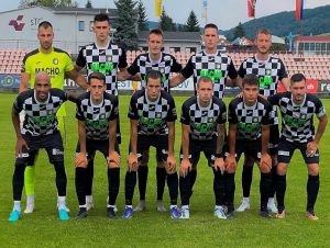 Futbal, 2. liga: Malženice prehrali v Púchove, v zápase padli dve červené karty