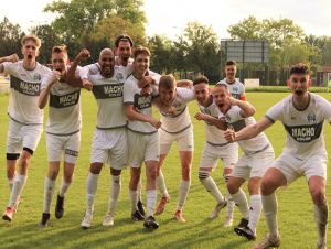 Futbal, 3. liga: Malženice vyhrali vo Vrakuni, k postupu už zostáva len krok