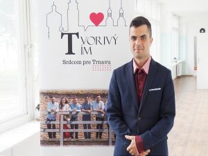 Matej Lančarič bude kandidovať na primátora Trnavy, predstavil aj Tvorivý tím