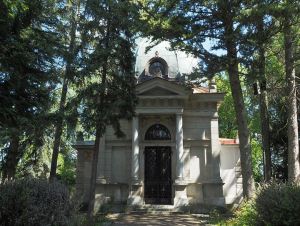 Dolná Krupá kúpila od štátu jedinečné mauzóleum rodiny Chotekovcov