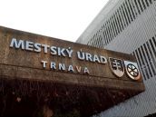Chod trnavského mestského úradu bude riadiť kňaz Bazala