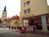 Hlavná pošta v Trnave ukončila rozsiahlu rekonštrukciu