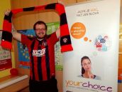 Lektor angličtiny zo Škótska chodí v drese Spartaka: Učarovala mu trnavská atmosféra