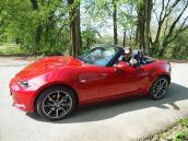 Moderátor Chyno po teste novej Mazdy MX-5: Toto je leto!