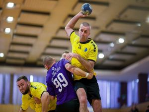 Trnavskí hádzanári prehrali v Piešťanoch, rozhodol gól z poslednej sekundy