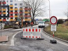 Mikovíniho ulicu uzatvorili, predpoludním bola dopravná situácia pokojná