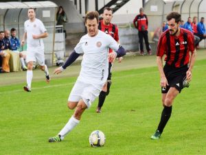 Kam za futbalom? Modranka privíta Hrnčiarovce, Piešťany hrajú s Hlohovcom
