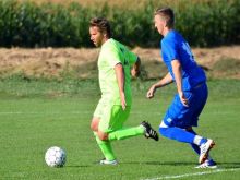 Futbal, 8. liga A: Smolenice s ďalším víťazstvom, Opoj zdolal trnavskú Sláviu