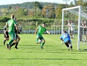 Futbal, 9. ligy: Bíňovce zdolali Dolné Dubové, Dolný Lopašov vyhral aj v oslabení