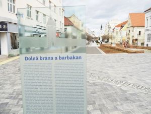 Minulosť Námestia SNP v Trnave približujú nové informačné tabule