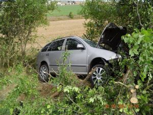 Ženám za volantom sa nedarilo, jedna otočila auto na strechu, druhá na bok