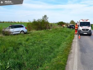 Medzi Trnavou a Ružindolom sa zrazili tri vozidlá, zranil sa nevinný vodič