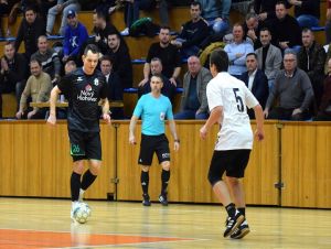 Halovým futbalovým majstrom v trnavskej oblasti sú premiérovo Siladice