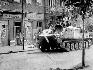 August 1968: Okupant sa v Cíferi tak ožral, že mu v nemocnici museli robiť výplach žalúdka