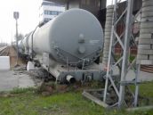 Vypaľovanie porastov nemá konca, hasiči sa nezastavia