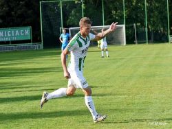 Futbal, 3. liga: Malženice sa po hetriku Orolína vrátili na čelo tabuľky