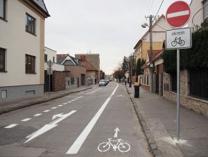 Na časti Kalinčiakovej ulice platia ďalšie zmeny v doprave